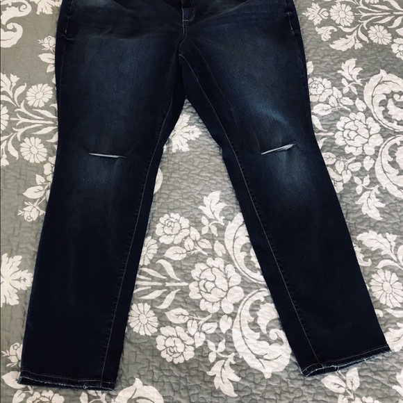 NWOT Slink Ripped Knee Stretch Skinny Jeans - Picture 2 of 6